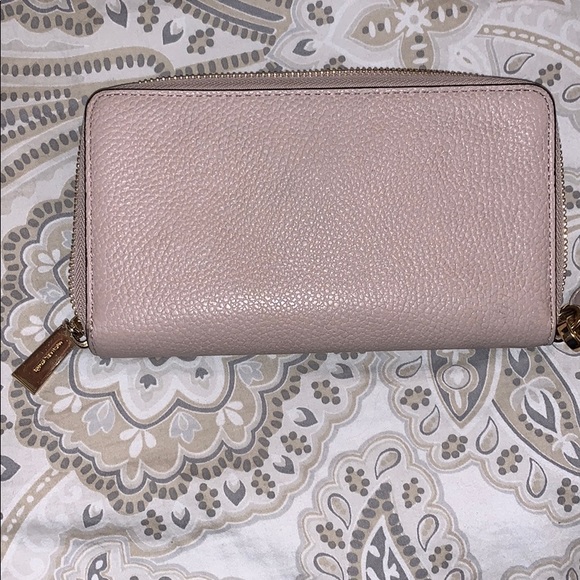 ❌ SOLD ❌ - Picture 2 of 3